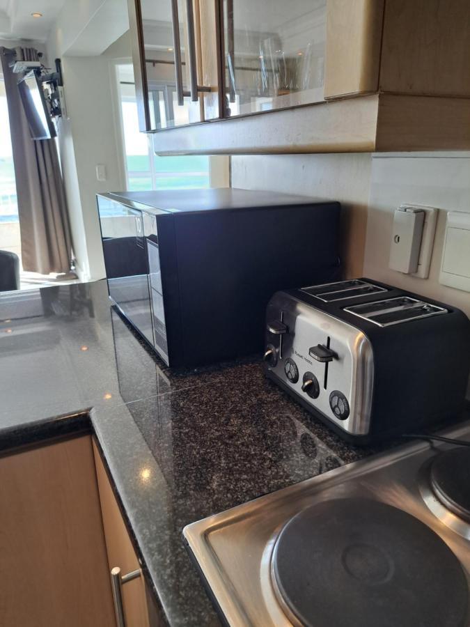 3 Bedroom Sea Facing Family Apartment Cape Town Moullie Point Esterno foto